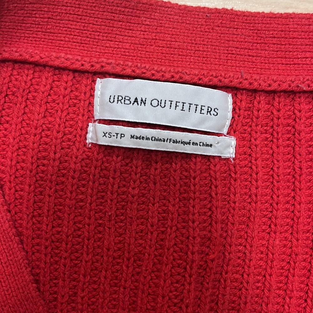 Cropped Red Cardigan - Picture 2 of 4